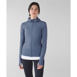 LULULEMON Women’s In Flux Jacket in Blue Denim - 8